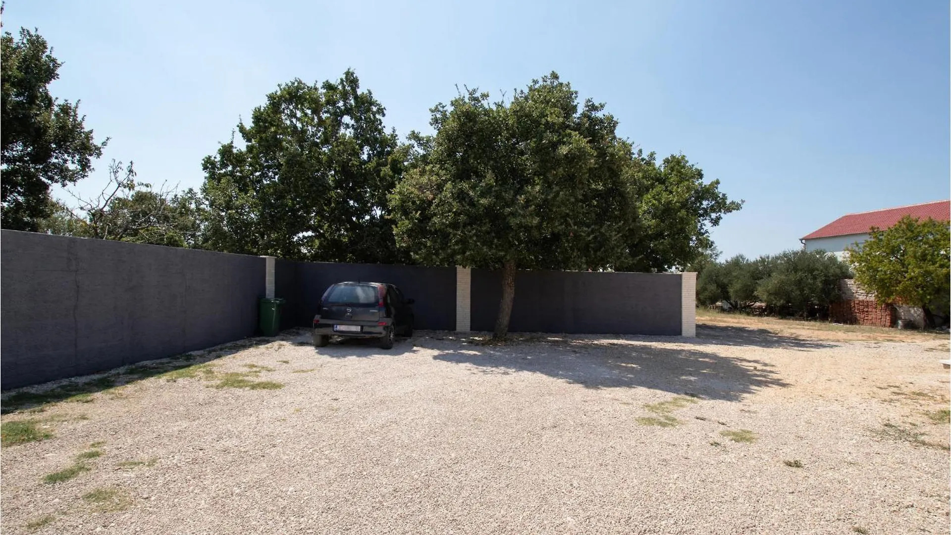 Stunning Home In Podlug With Wifi