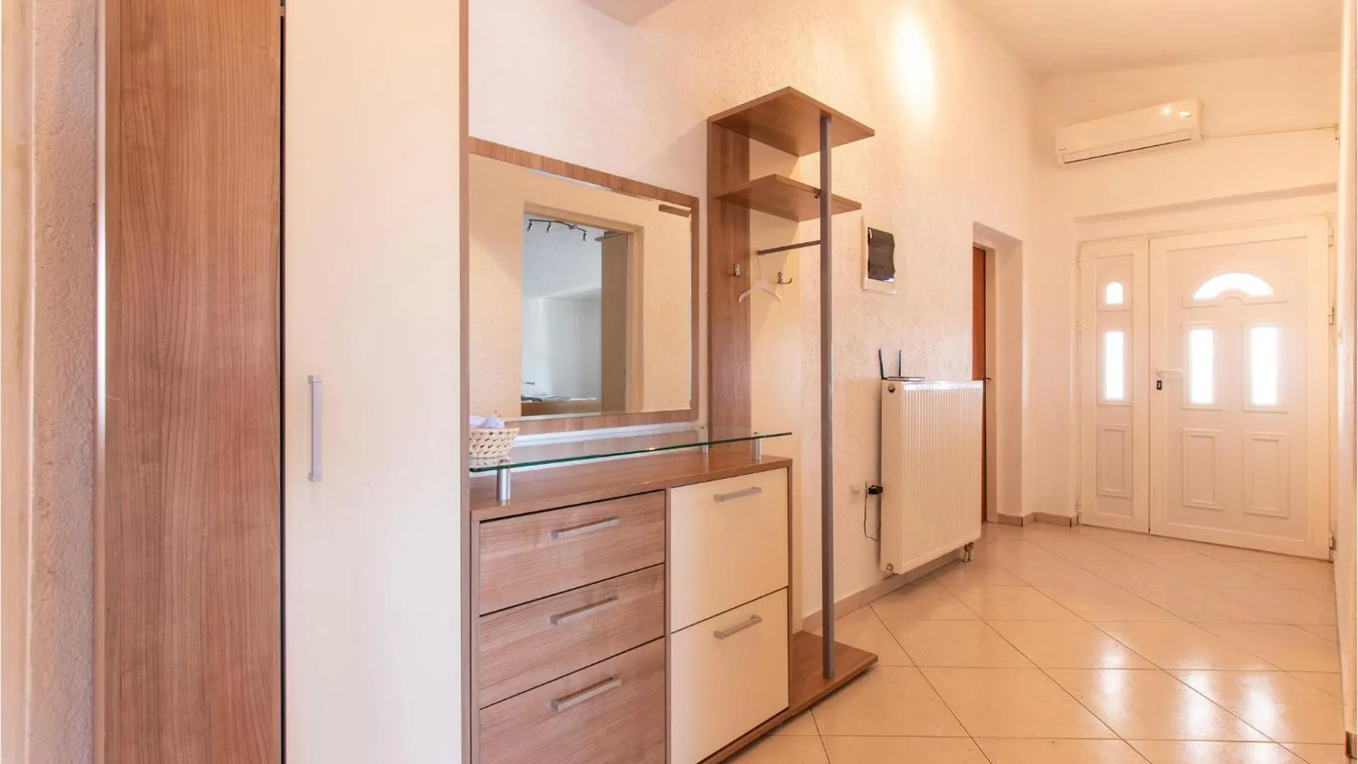 Stunning Home In Podlug With Wifi Holiday home